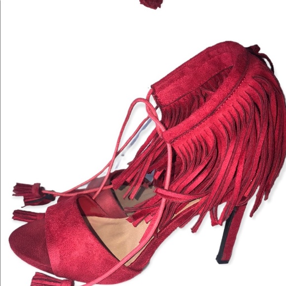 Red heels - Picture 1 of 4